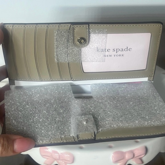 Kate Spade Veronica Slim Bifold Wallet - Picture 3 of 4